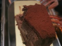 千层黑巧蛋糕-Awfully Chocolate(来福士广场店)