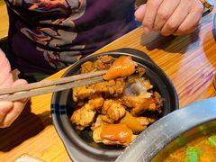 -野山舂·贵州现舂酸汤火锅(鸿通城店)