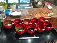 -三里屯土灶炖公鸡地锅鸡(江东店)