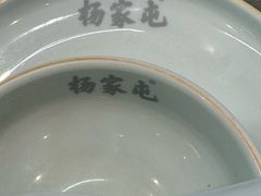 -虾领航小龙虾·吉林烧烤(柳州路店)