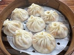 -莱莱小笼·乔艾