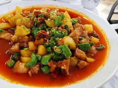 -鲁朗纳麦石锅鸡庄园
