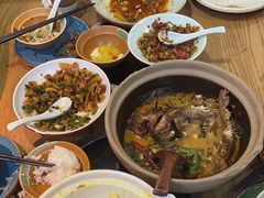 -吃饭皇帝大土家民族菜(正大广场店)