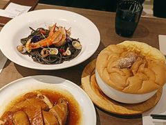 -港丽餐厅(来福士店)