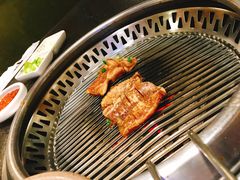-草家酱蟹炭火烤肉店(珲春南路一店)