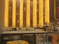 -龙虾酒吧扒房(宁波香格里拉店)