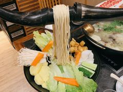 牛气冲天超级拼盘-许府牛火锅(信义坊总店)