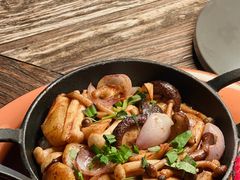 野菌多菇街头风味Tapas-良木缘咖啡西餐(新城市广场店)
