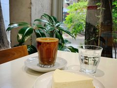 熔岩&nbsp;Dirty-VOYAGE COFFEE 咖啡烘焙工坊店(798艺术区店)