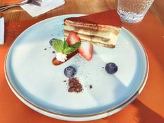 -Golden Lily河内巴黎法越料理餐厅(建国西路店)