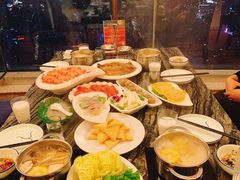 -云中捞高空旋转餐厅(商茂世纪广场店)