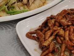 始创葱油淋鸡-粤·向群饭店(龙津东路总店)