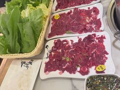 吊龙-牛沙暴潮汕牛肉火锅(章江南大道店)
