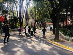 -复旦大学光华楼
