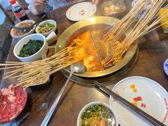 番茄鸳鸯锅-牛签签串串香(IFS店)