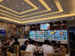 大堂-浔味·山屿湖·正宗淳牌全鱼宴老字号