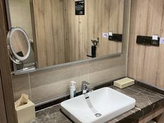 -长沙晚报大道亚朵酒店