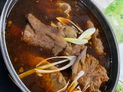 -运气牛自助酱大骨火锅(南京东路店)