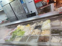 -红渡小香·牛肉麻辣香锅(车站南路店)