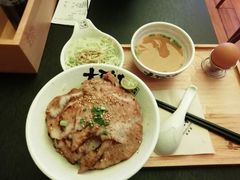 -熊吞·大碗丼烧肉饭(济宁万达广场店)