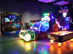 -嗨翻Hi-Fun竞技主题乐园·蹦床团建生日聚会(五棵松华熙店)