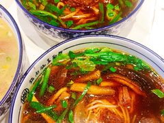 -镇南锅盖面馆(解放路店)