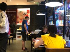 -必胜客(新海上世界店)