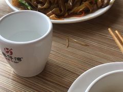 -粤仔湾砂锅粥(广益哥伦布店)