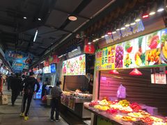 自助取餐区-东门町美食街