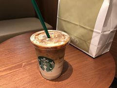 -星巴克(港汇1号办公楼店)