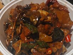 -万里闯关东铁锅炖菜馆(高新旗舰店)