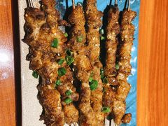 烤羊肉串-千岛蚝高压锅生蚝·人参火锅(白云万达店)