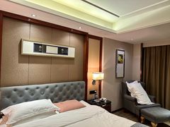 -华雅·云缦酒店(岳阳楼区火车站店)