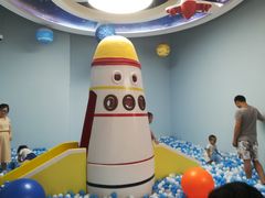 -小门牙好性格托育(北外滩中心)