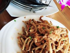 -地方名吃海鲜大馅蒸饺(北戴河店)