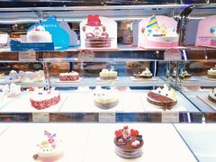 面包甜点陈列柜-多乐之日(和平伊势丹店)