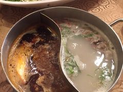 -小天鹅火锅·一线江景洪鼎旗舰店(洪崖洞店)