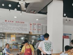 -裕新楼粉面馆·石磨手工粉(四方坪店)