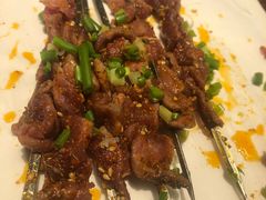 烤界的三分熟牛肉-火枪手串吧·鹤岗小串涮肚(亦庄店)