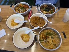 -丽丽三鲜螺蛳粉(田林路店)