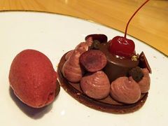 -迪拜帆船酒店海底餐厅