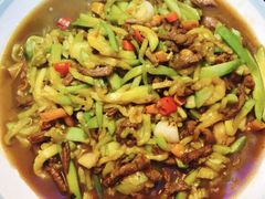 小南瓜丝炒牛肉丝-唐伯虎新派湘菜馆(石夏时代广场店)