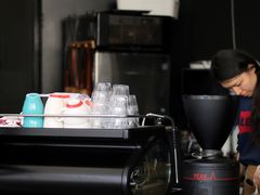 -UNI UNI(环亚凯瑟琳店)