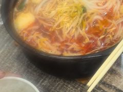 -蒙自云南过桥米线(品牌街店)