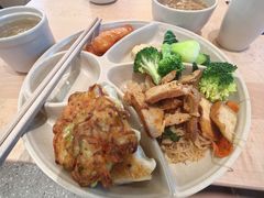 -素满香·全民食养自助(长宁龙之梦店)