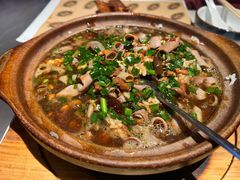 -蚝堡海鲜·威海菜·海肠捞饭·烧烤·亚洲吃蚝公司(幸福门店)