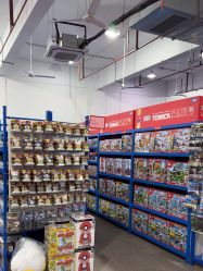 -逝水玩具折扣店