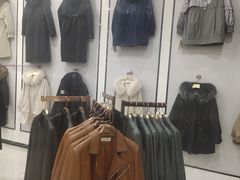 -肃宁华斯国际裘皮城