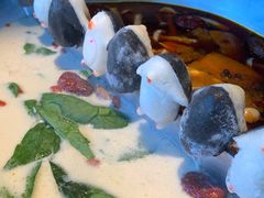 -湊湊火锅·茶憩(杭州湖滨银泰in77店)