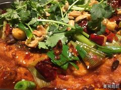 -拿渡麻辣香锅(世茂广场·工三店)